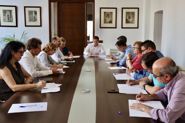 Primera reunión del Equipo de Gobierno presidida por el alcalde, Carlos Velázquez 2