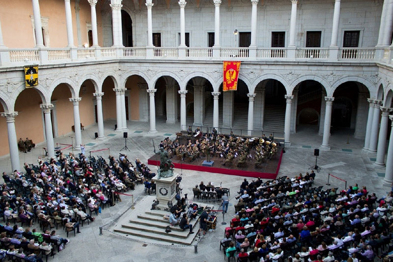 https://www.toledo.es/wp-content/uploads/2023/08/concierto-redmadre.jpg. Museo del Ejército. Concierto benéfico a favor de la Asociación RedMadre