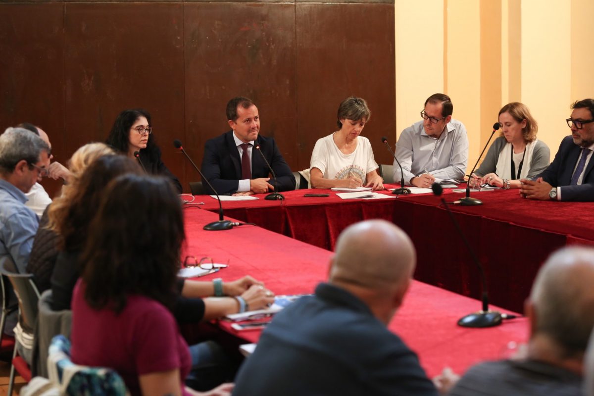 https://www.toledo.es/wp-content/uploads/2023/09/consejo-local-de-discapacidad-2.18-09-23-1200x800.jpg. El Ayuntamiento apela al consenso para lograr la plena inclusión de las personas con discapacidad