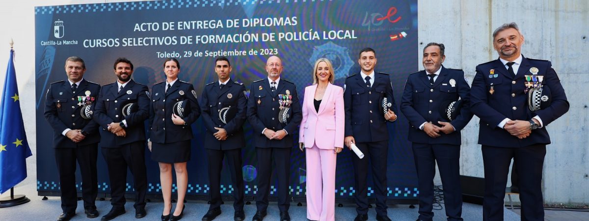 Inés Cañizares da la bienvenida a un…
