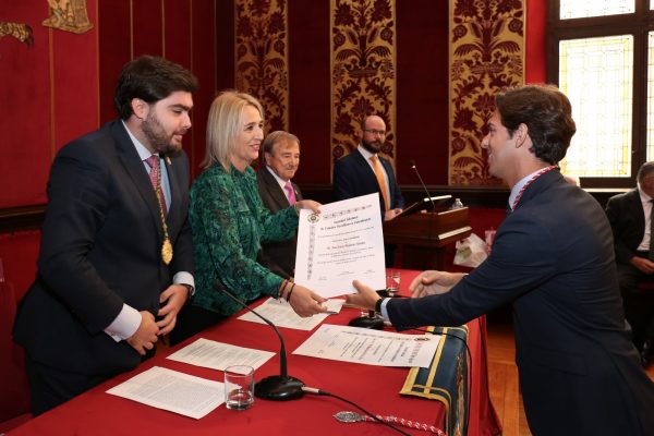 Apertura de curso de la Sociedad Toledana de Estudios Heráldicos y Genealógicos 1