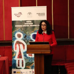 arisol Illescas pone en marcha la Escuela Toledana de Igualdad con un encuentro literario
