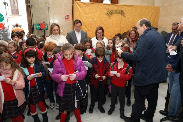 Acto Constitución Diputación 10.04-12-23