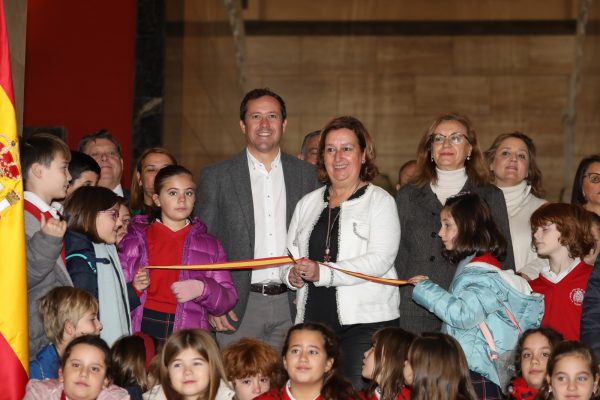 Acto Constitución Diputación 8.04-12-23