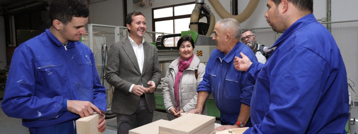 Velázquez apuesta por la formación y el…