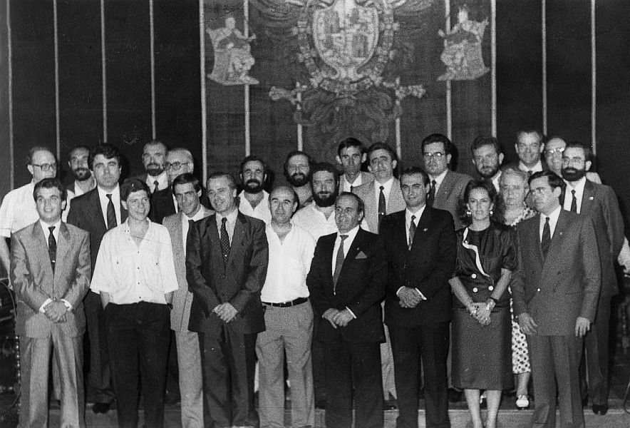 1987-corporacion-municipal-presidida-por-jose-manuel-molina-garcia