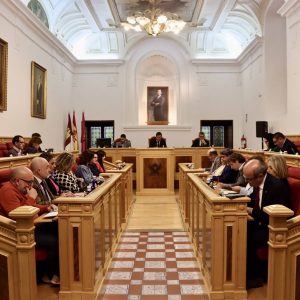El Pleno del Ayuntamiento aprueba la adhesión de Toledo a la Red de Ciudades Amigables con las Personas Mayores