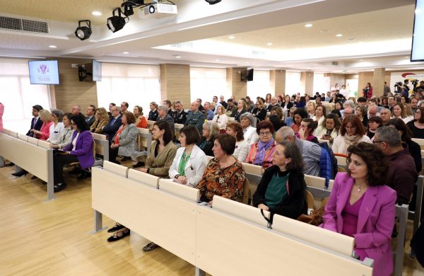 Acto institucional 8M 1.08-03-24