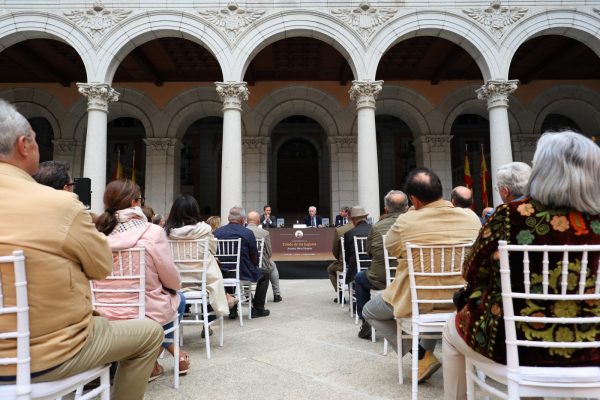 Conferencia Antonio Pérez Henares 4.25-04-24