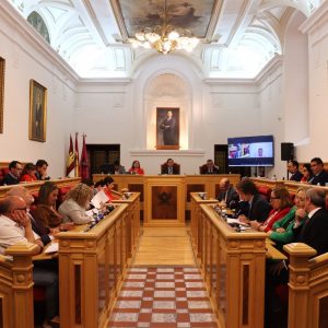 El Ayuntamiento de Toledo aprueba defender una política de vivienda a precio asequible