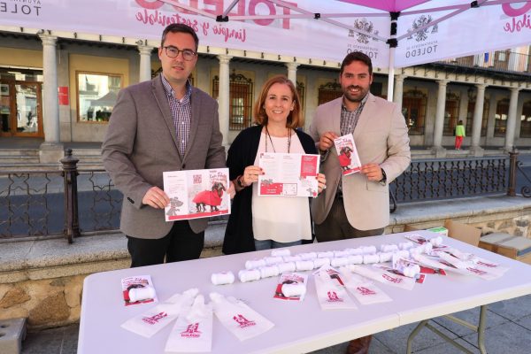 Loreto Molina - Campaña Concienciación recogida cacas (1)