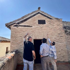 a Junta de Gobierno Local aprueba la tramitación urgente para la ejecución de obras de rehabilitación en la Casa de las Cadenas