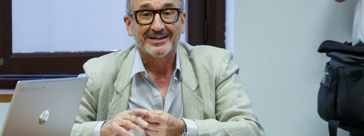 Delgado pide “la mayor participación posible” en…