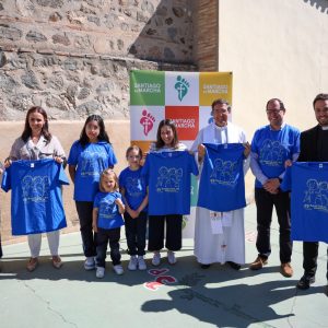 Morcillo presenta la XX Marcha Misionera de Santiago El Mayor, que recaudará fondos para un colegio valenciano afectado por la Dana