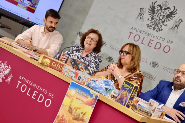 Ana Pérez- Presentacion Festival Internacional Juegos de Mesa (1)