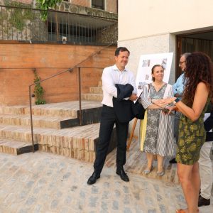 l Ayuntamiento de Toledo transforma la calle Cava Baja con una actuación integral en una de las últimas zonas sin urbanizar del Casco Histórico     