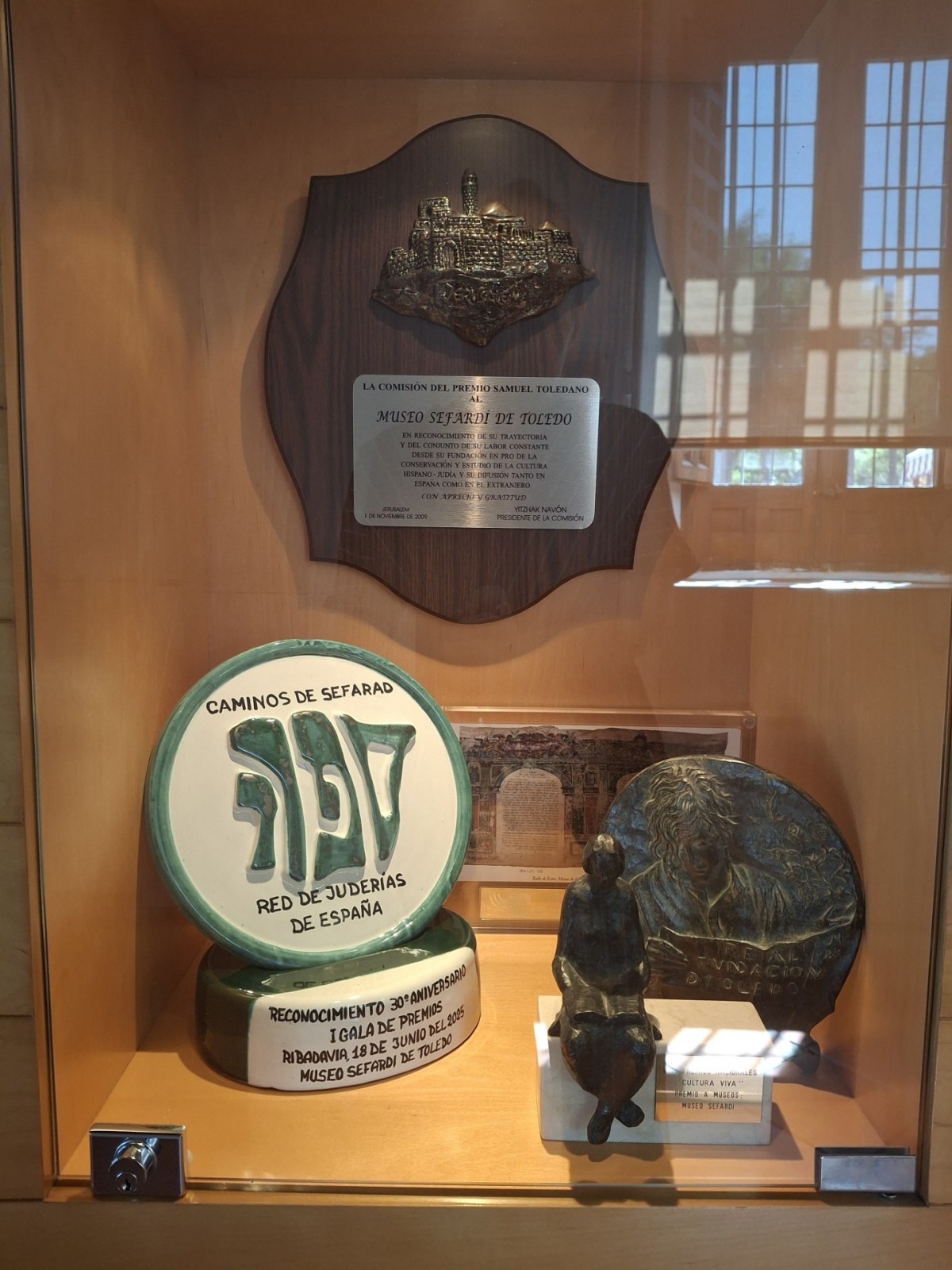 na Pérez felicita al Museo Sefardí de Toledo que ha recibido el I premio de la Red de Juderías de España