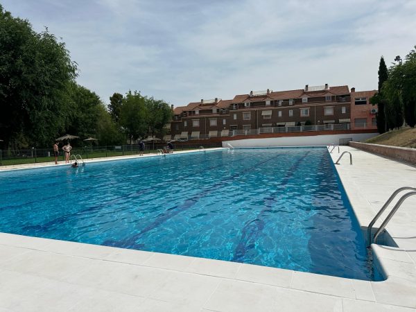 Visita Piscina Benquerencia inauguracion 010625 (2)