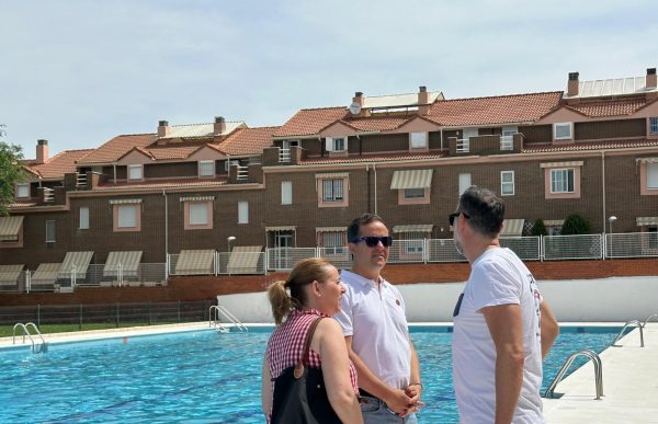 Visita Piscina Benquerencia inauguracion 010625 (3)
