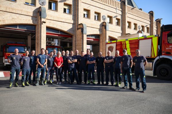 Inés Cañizares visita bomberos 3.10-07-25