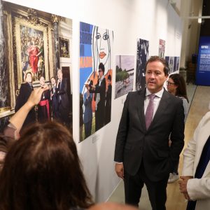 l alcalde anuncia que noviembre será el mes de los artistas toledanos en el Centro Cultural San Marcos