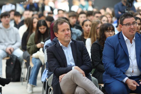 Feria del empleo 8.25-09-25