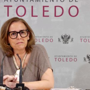 Molina destaca las actuaciones de limpieza de tejados, pintura y desbroce en los centros escolares para garantizar un inicio de curso seguro