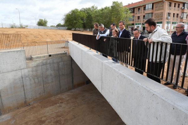 encauzamiento del arroyo 09