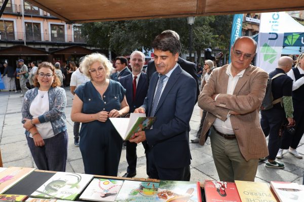 Feria del libro inauguracion (5)