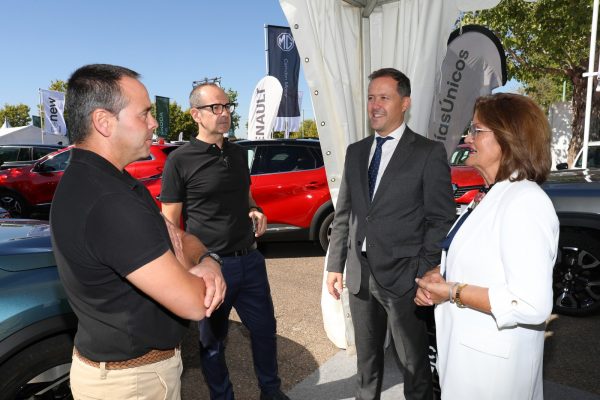 Inauguración Feria vehículo 4.02-10-25