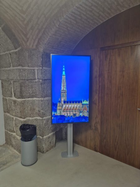 Pantallas Casas Consistoriales 05