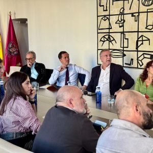El alcalde de Toledo destaca el trabajo conjunto y la voluntad de consenso en la elaboración del nuevo Plan de Ordenación Municipal