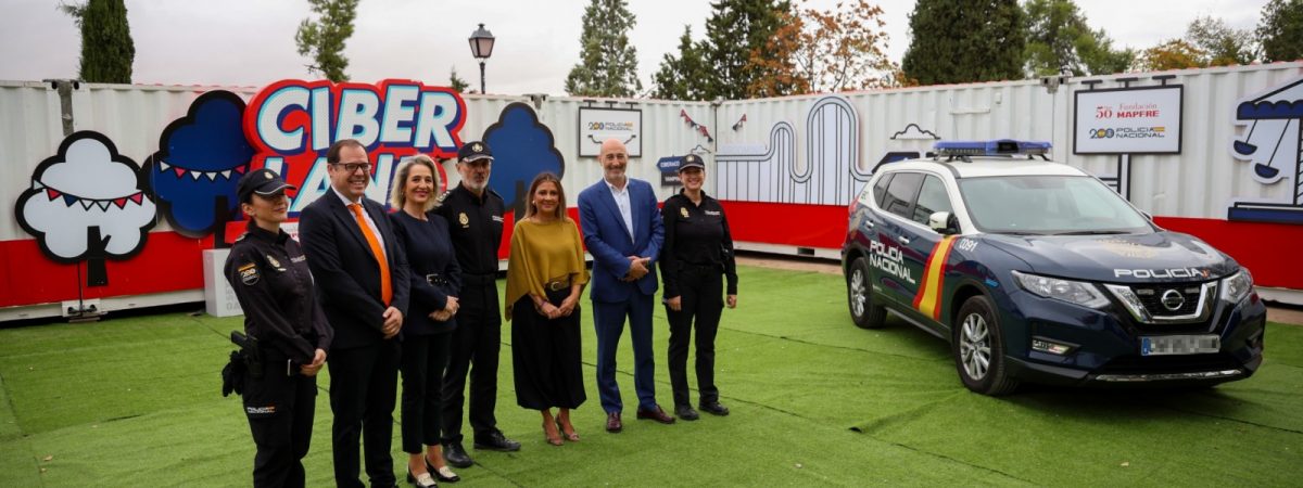 Cañizares y Morcillo inauguran Ciberland, una actividad…