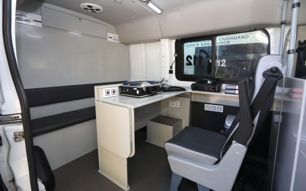 Policía en los barrios 4.12-11-25