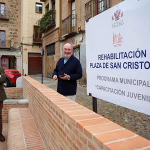 inalizan las obras de la plaza de San Cristóbal, remodelada por los alumnos del Programa de Capacitación Juvenil