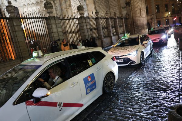 Ruta Solidaria taxistas mayores (1)