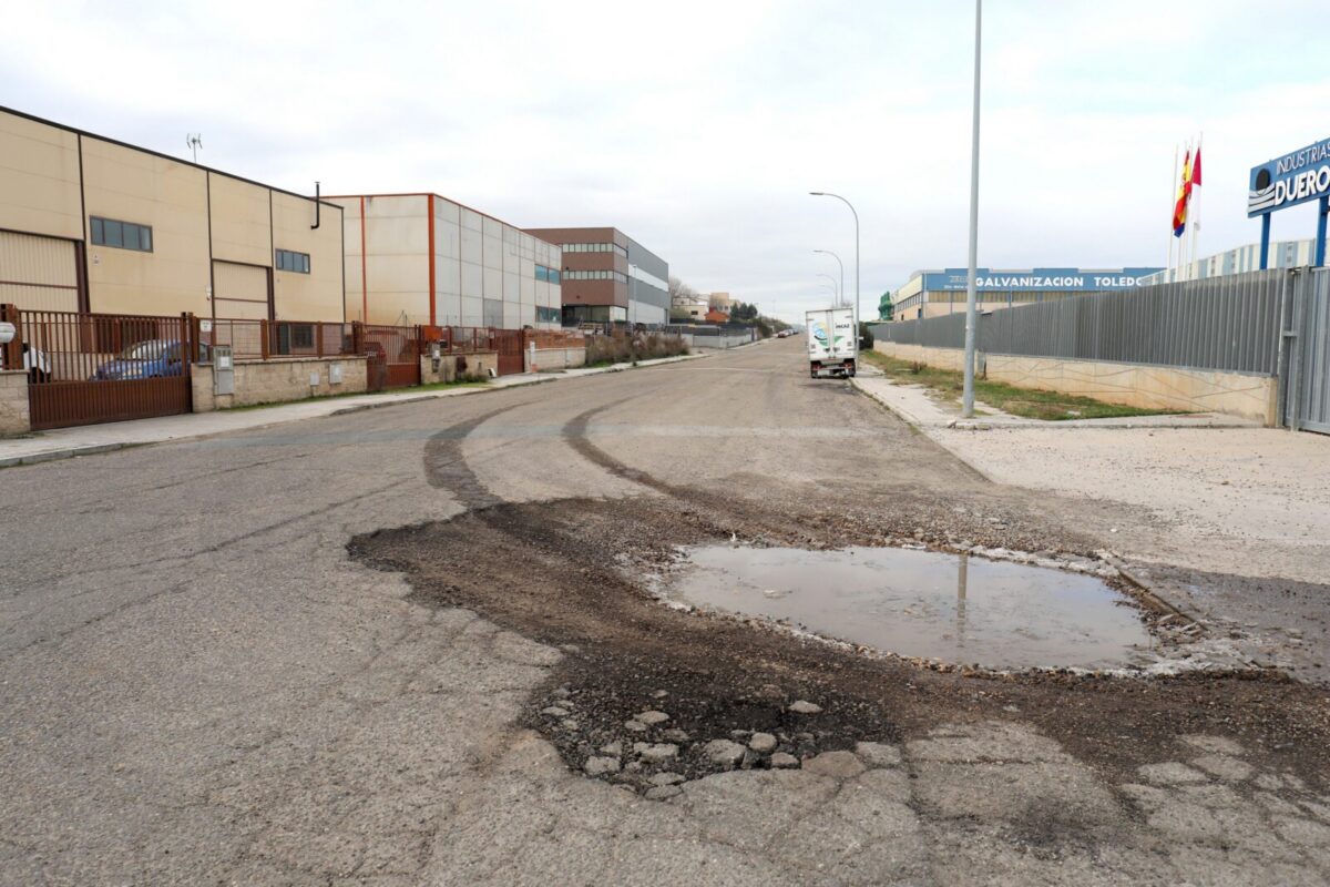 https://www.toledo.es/wp-content/uploads/2026/02/rio-jarama-1200x800.jpg. Luz verde a la reparación de firmes y pavimentos del viario municipal en las calles río Jarama y Ventalomar en el Polígono Industrial