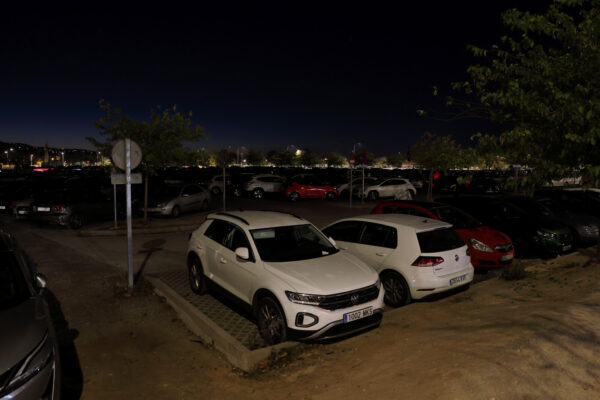 AparcamientoNoche1