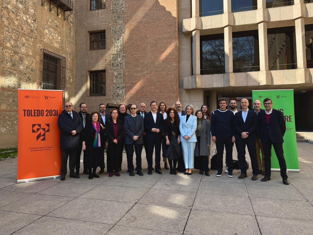 https://www.toledo.es/wp-content/uploads/2026/03/presentacion-candidatura-toledo-4.12-03-26-1200x900.jpg. Carlos Velázquez: “Toledo tiene las respuestas a los retos de la Europa del siglo XXI”