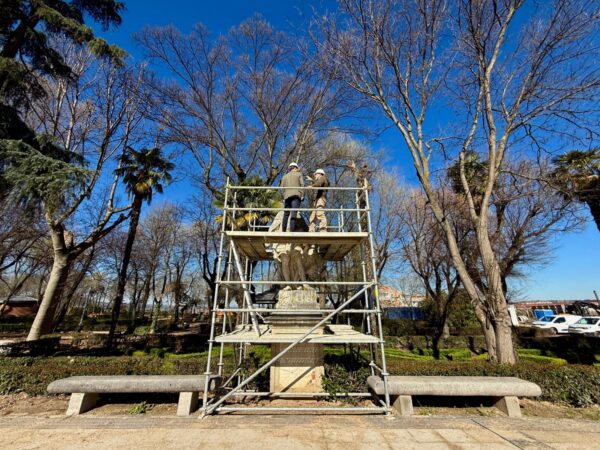 Velazquez- visitas escultura Vega (5)