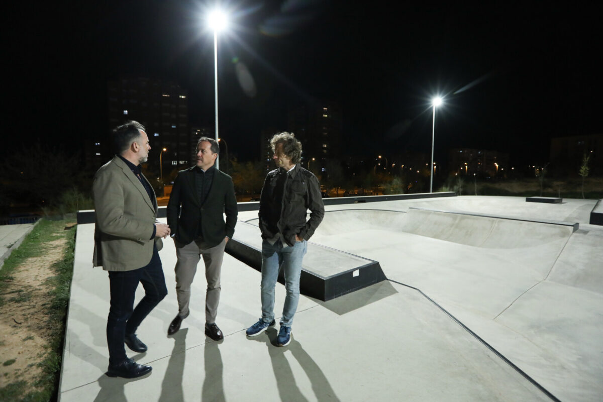 https://www.toledo.es/wp-content/uploads/2026/03/visita-pista-skate-y-calistenia-3.28-03-26-1200x800.jpg. El alcalde visita el skatepark y el parque de calistenia en Santa María de Benquerencia tras la mejora de sus instalaciones
